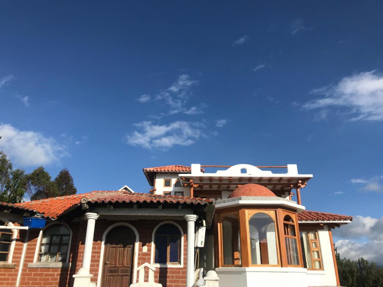 Hosteria Alpaka 쿠이로토아 외부 사진